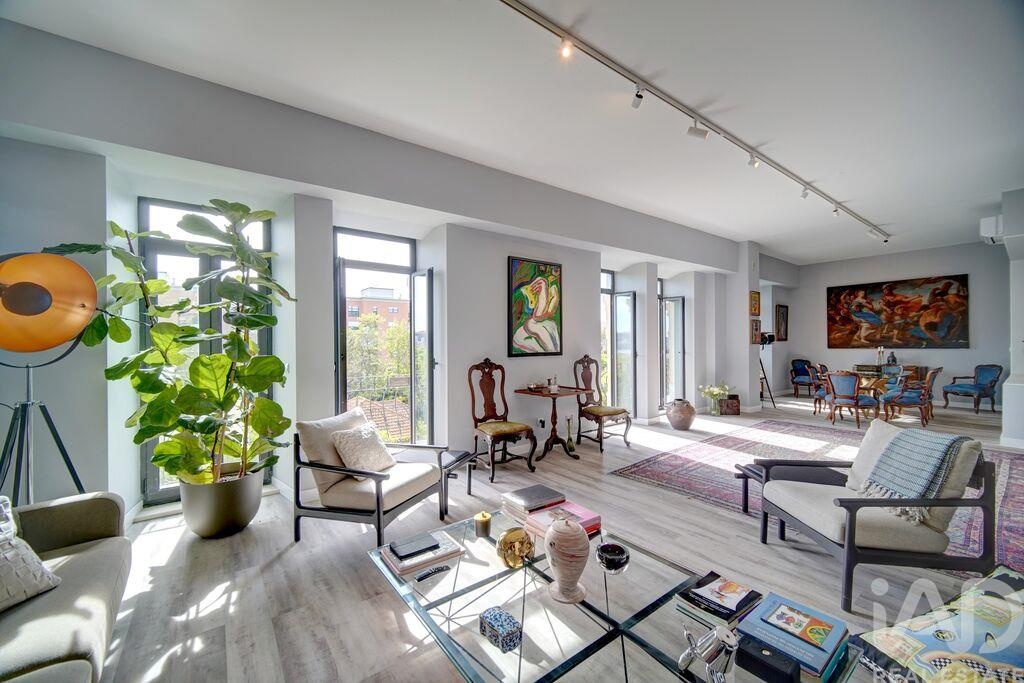 Apartment in Alcantara - view 1