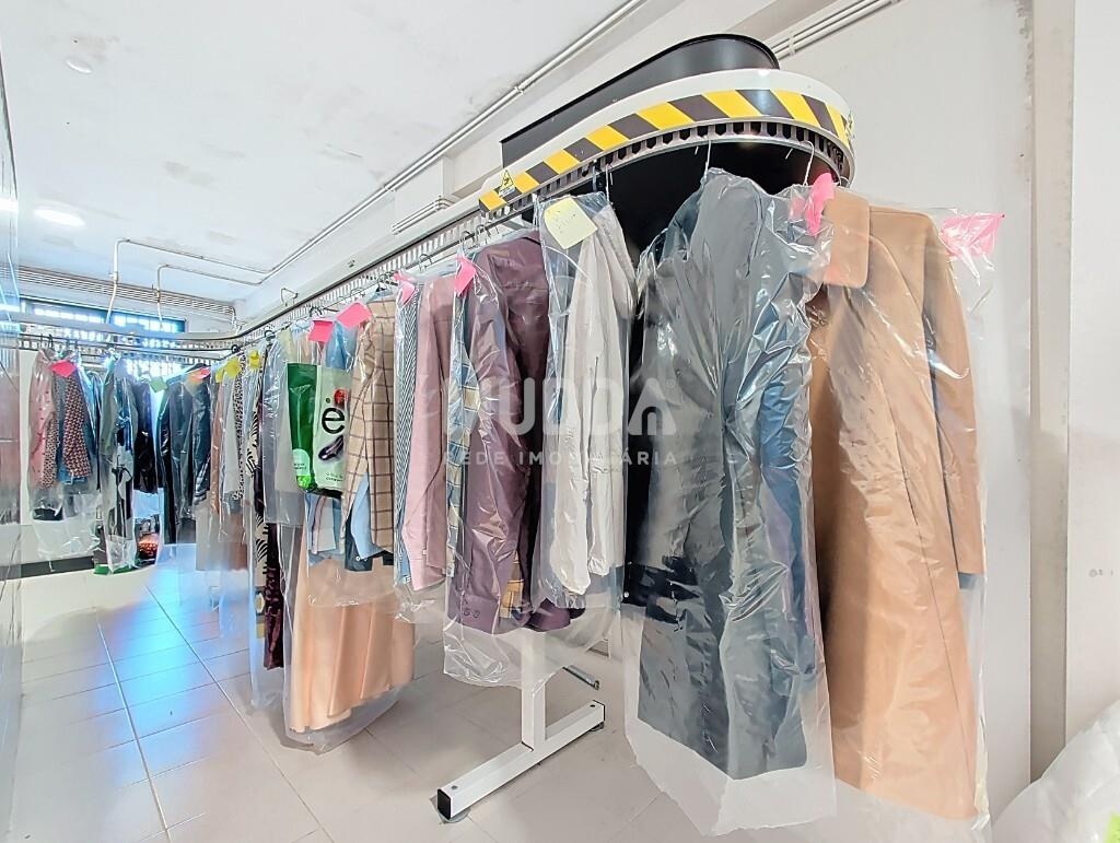 Espaço comercial de 118m² com Negócio de Lavandaria