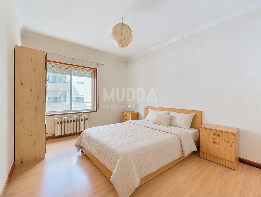 Apartamento T3 no Vale Churido – Conforto, Espaço e Qualidade de Vida