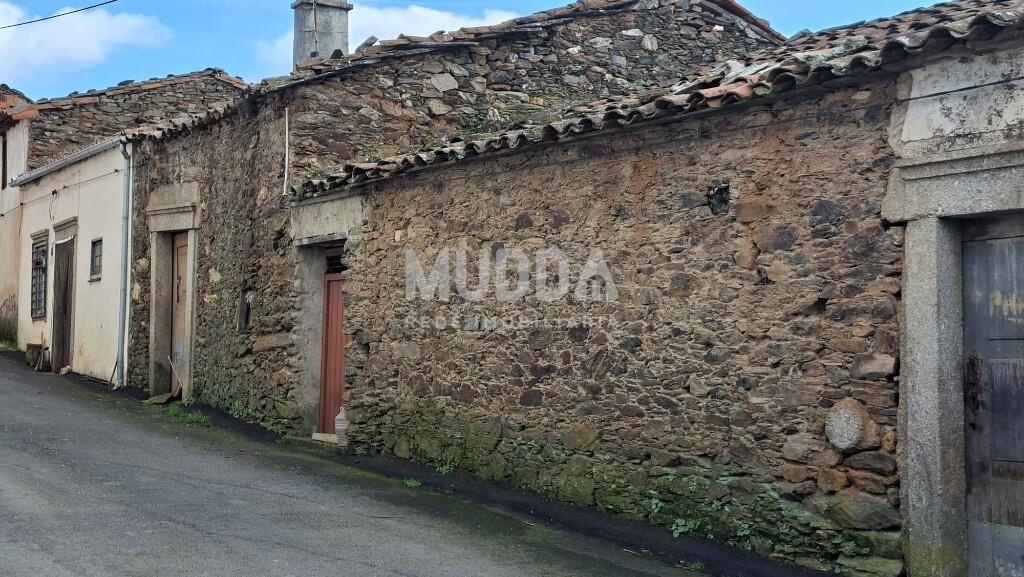 MORADIA PARA RECUPERAR EM PINELO