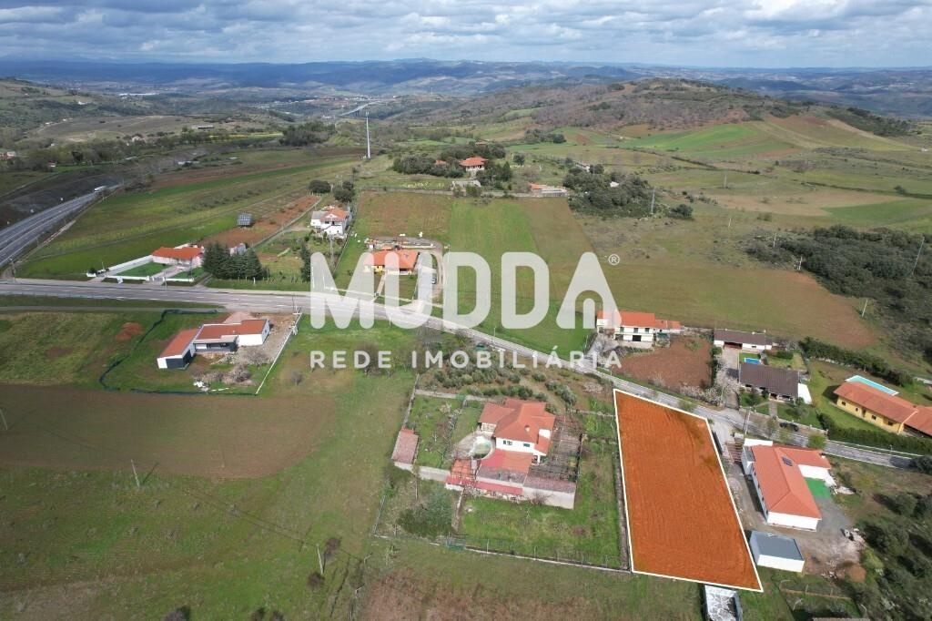 Terreno para venda com 1320m2 em São Pedro de Serracenos - Bragança