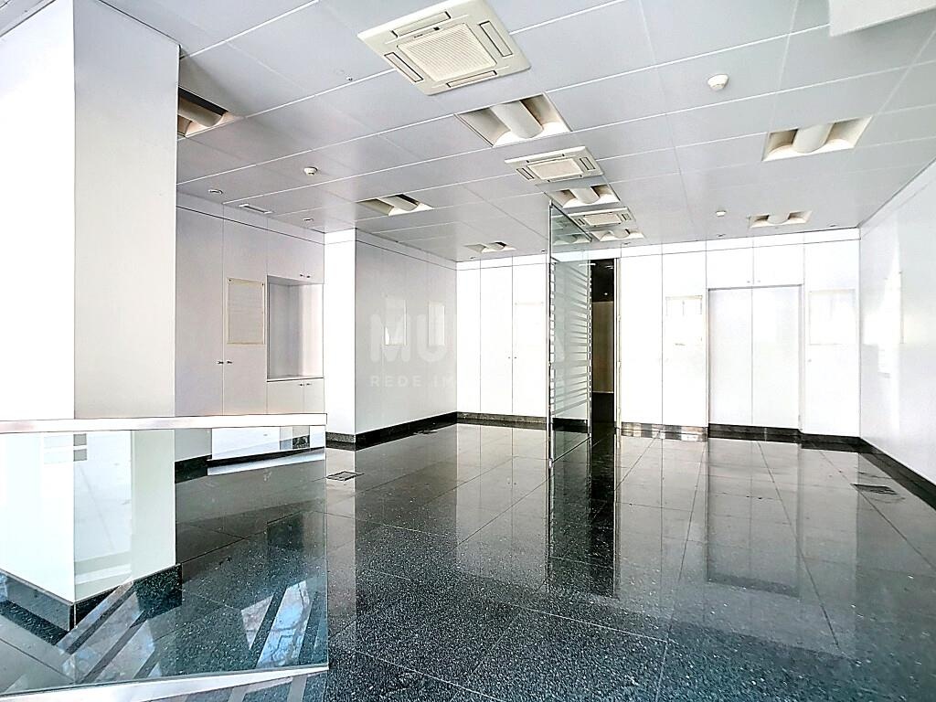 LOJA COMERCIAL COM EXCELENTE LOCALIZAÇÃO EM CHAVES