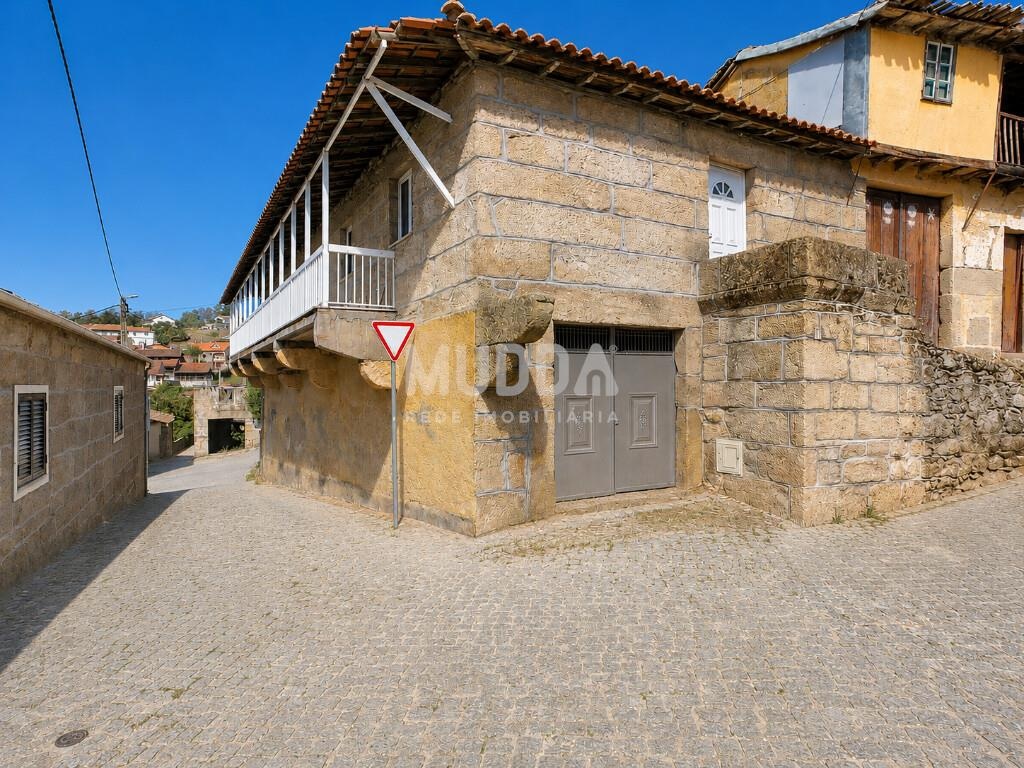 MORADIA T3+1 EM PEDRA | ERVEDEDO, CHAVES