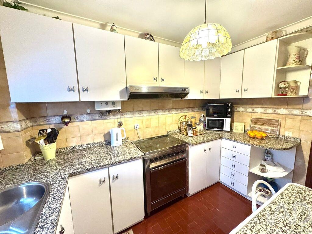 Apartment in Valenza - Image 4