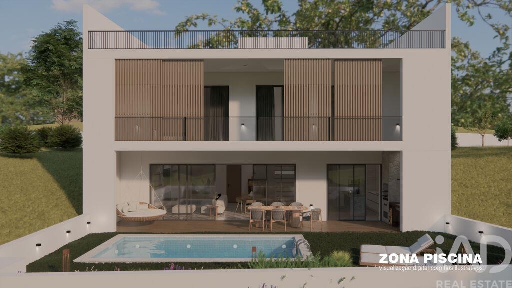 House in Mexilhoeira Grande - Image 2