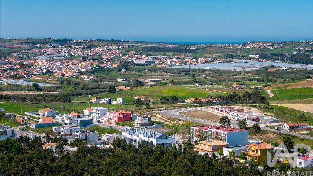 Apartment in A dos Cunhados - Image 3