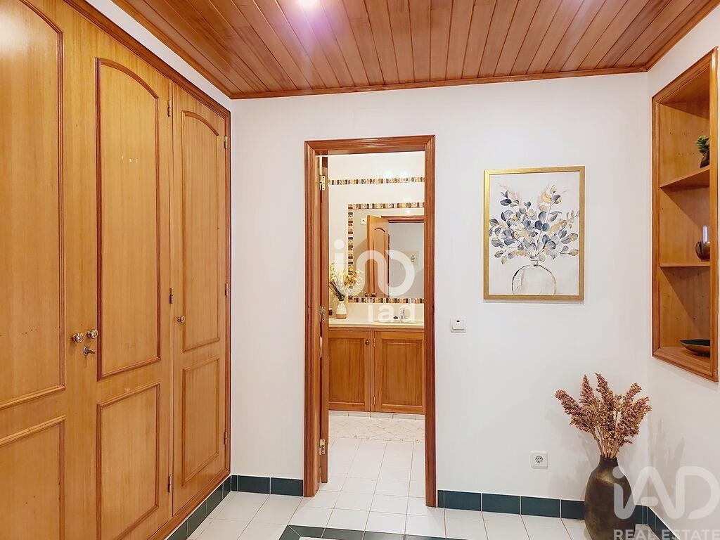 Apartment in Guia - view 1