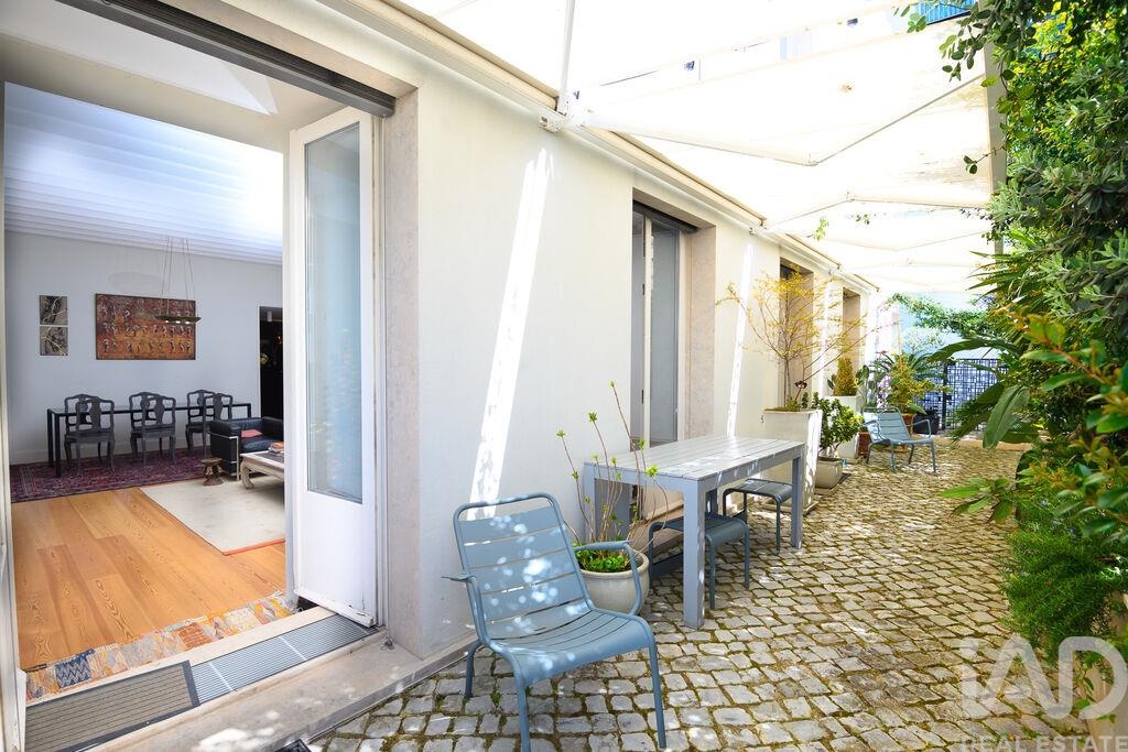 Apartment in Merces - view 1