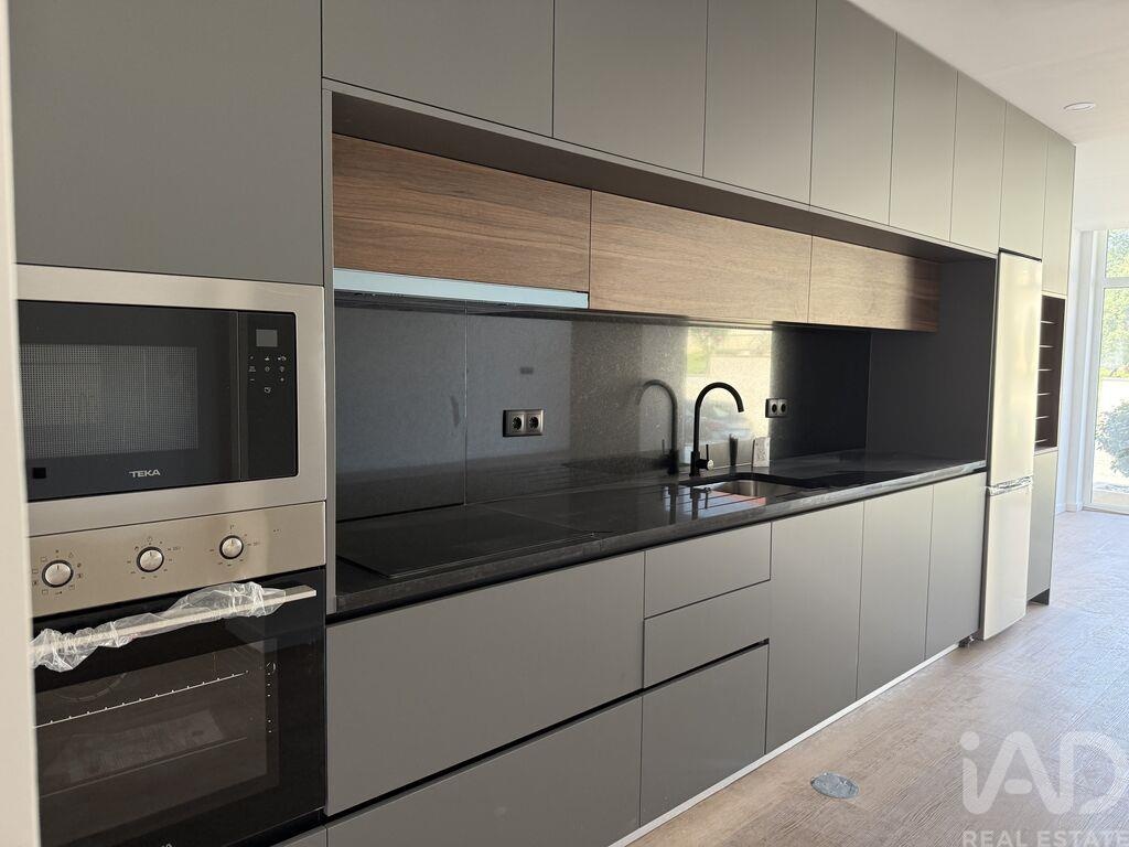 Apartment in Borba de Godim - Image 4