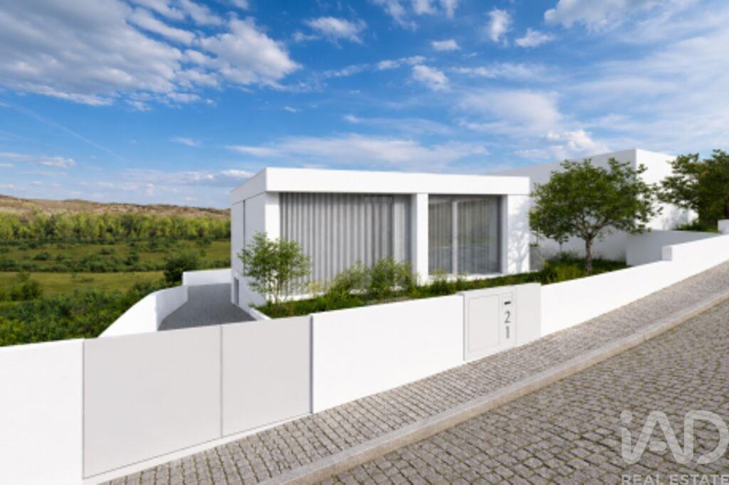 House in Amarante - Image 2