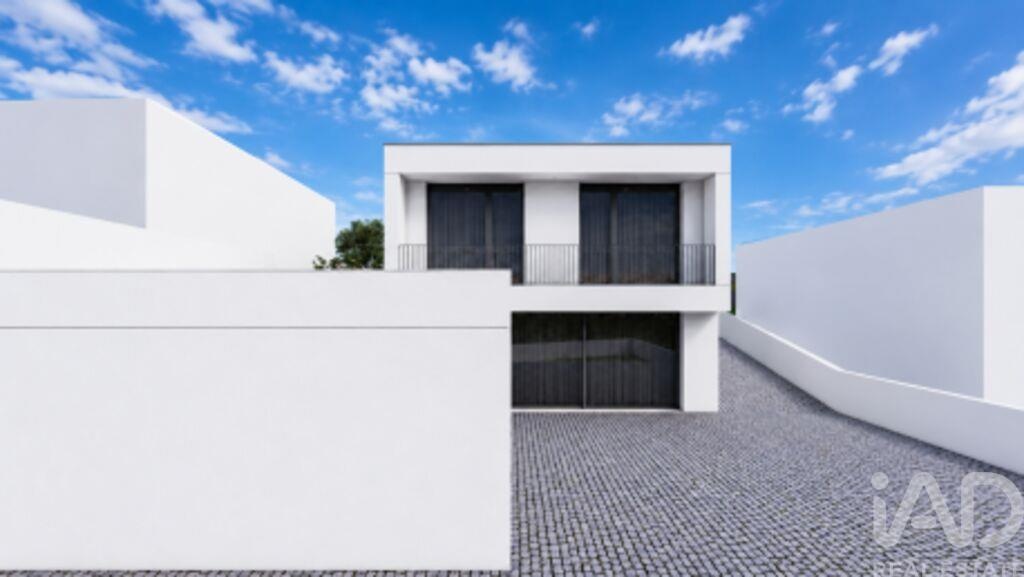 House in Amarante - Image 4