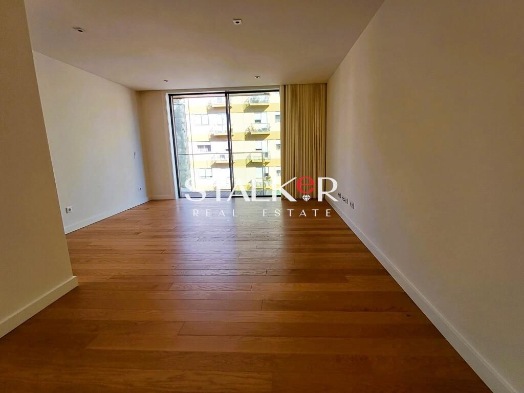 APPARTEMENT 2 CHAMBRES - STANDARD DAVLÉGUA - MATOSINHOS