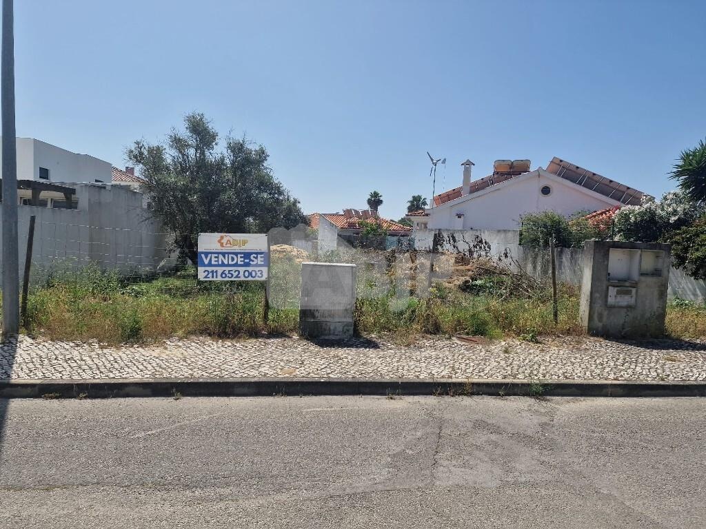 Land for sale in Palmela, Portugal — €140,000