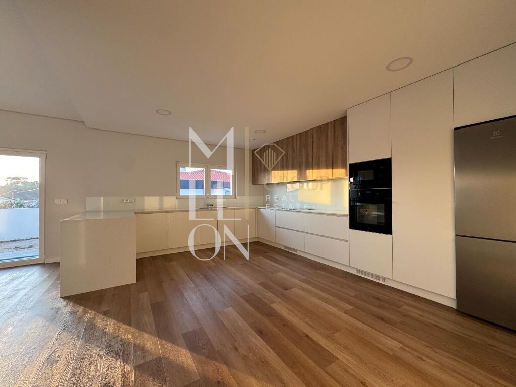 Moradia T3+1 Isolada Santo Isidoro, Ericeira