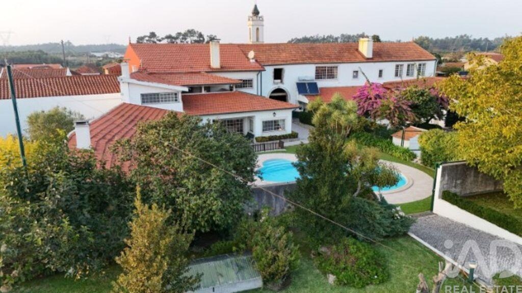 House in Lourical - Image 3