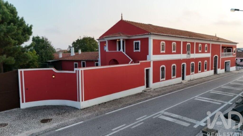 House in Lourical - Image 5