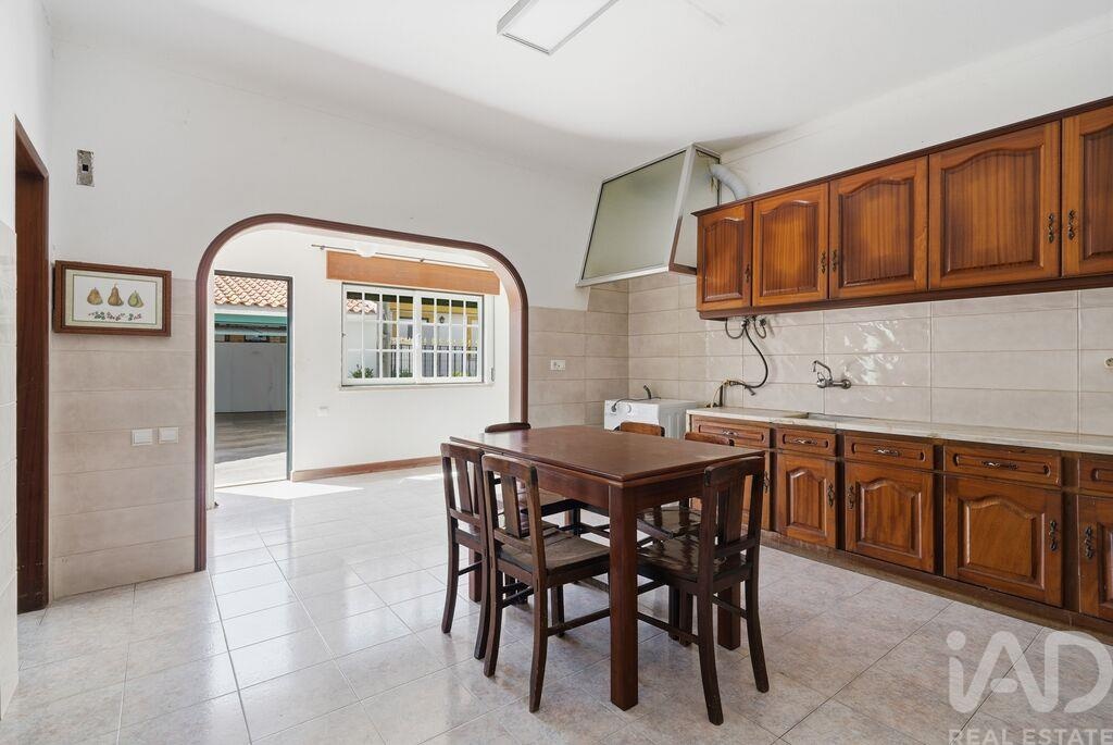 Apartment in Matacaes - Image 5