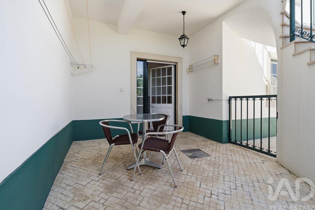 Apartment in Matacaes - Image 2