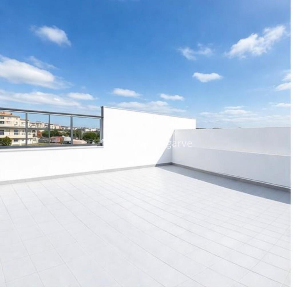 ✨ T2 com Terraço Privativo de 76m² – Luz, Espaço e Conforto ✨