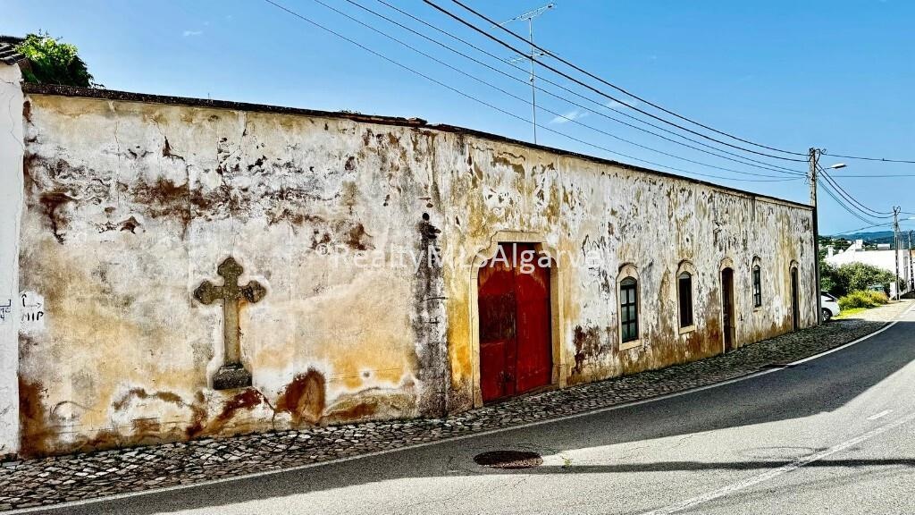 Venda Moradia, está inserida em Solo urbano, Carta de Uso e Ocupação do Solo (COS), Paragil, Loulé