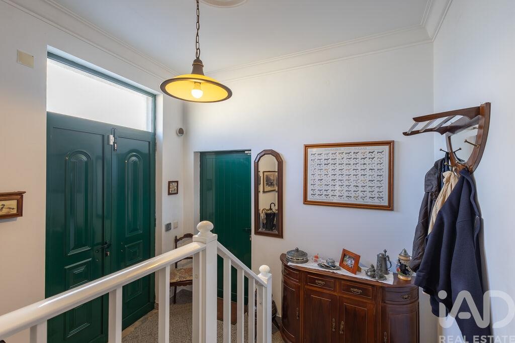 House in Golega - Image 3