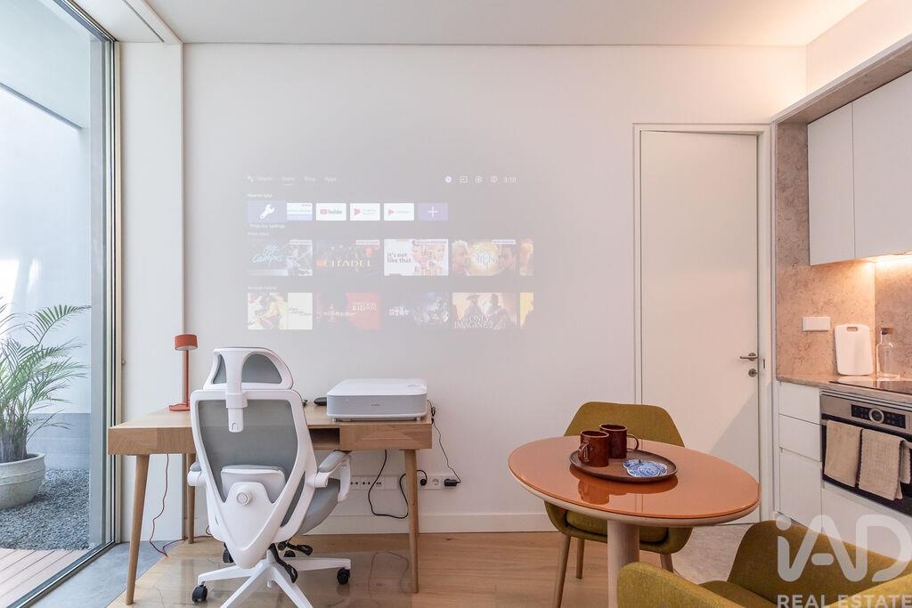 Apartment in Lisbon - Image 4