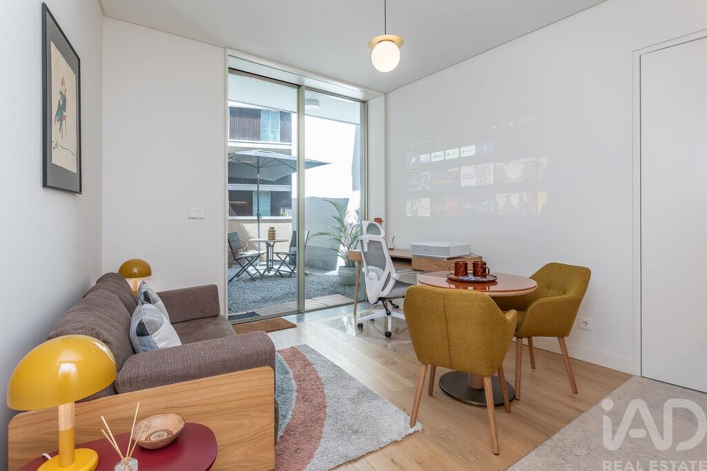 Apartment in Lisbon - Image 3