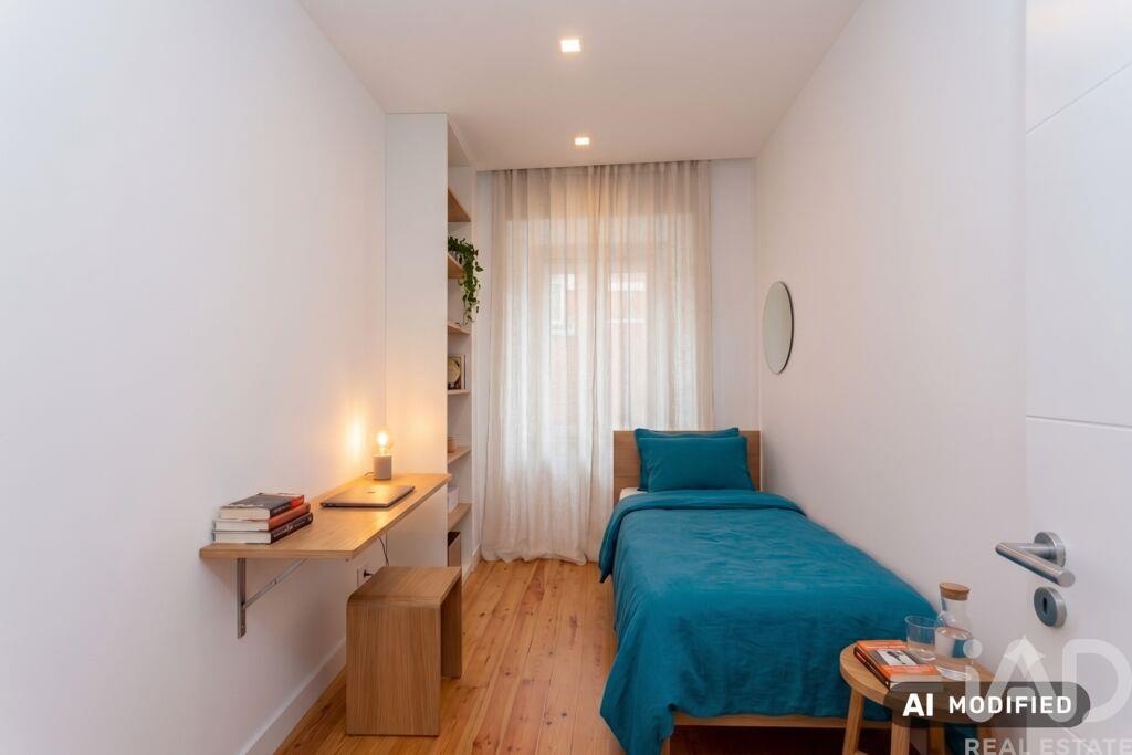 Apartment in Santa Maria Maior - Image 5