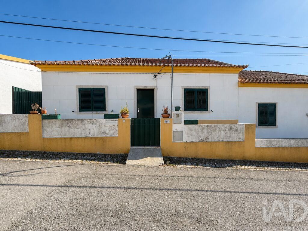 House in Brejos de Azeitao - view 1