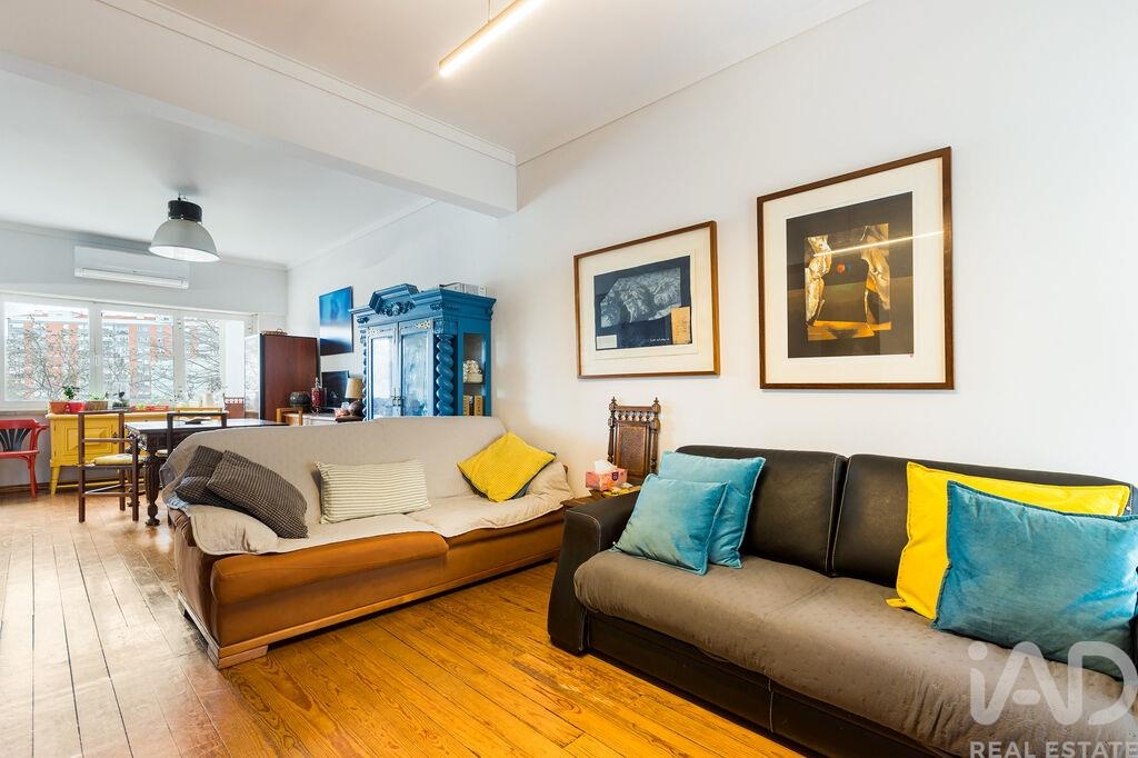 Apartment in Olivais - view 1