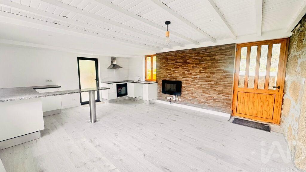 House in Outeiro - Image 5