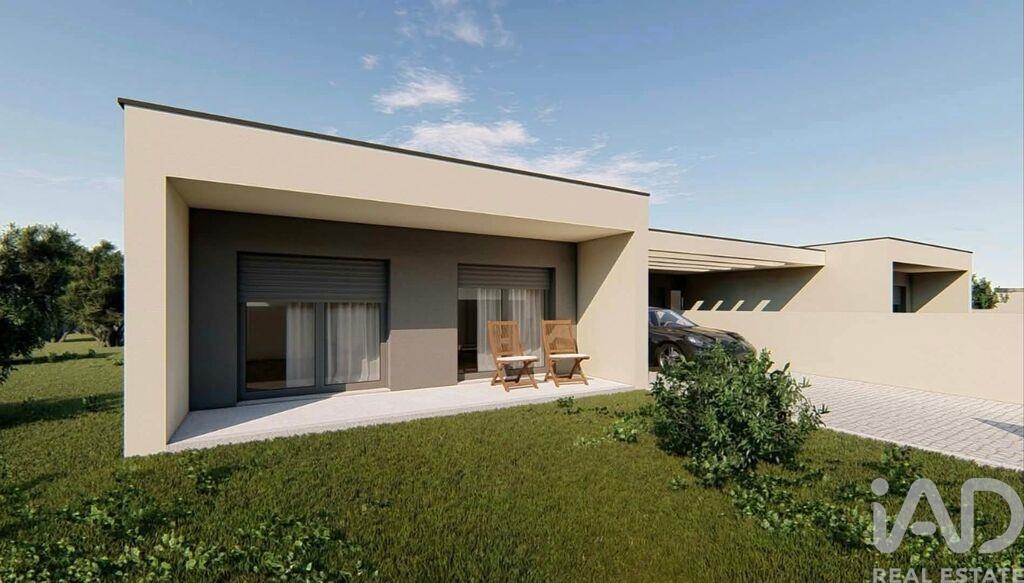 House in Mazarefes - view 1