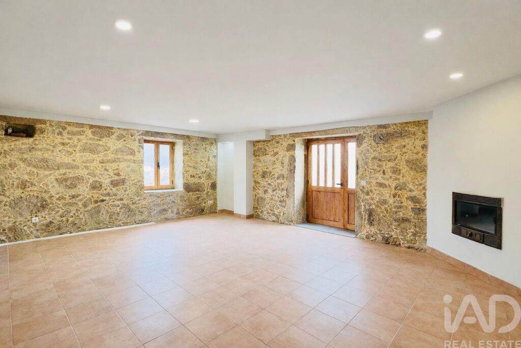 House in Outeiro - view 1