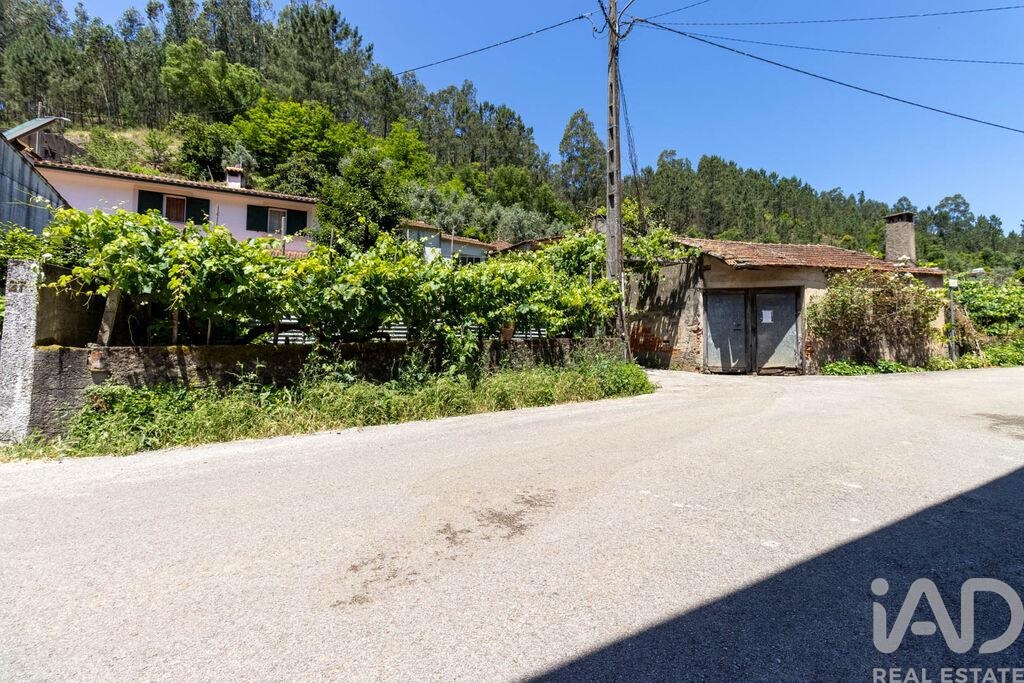 House in Vila Nova de Poiares - Image 4