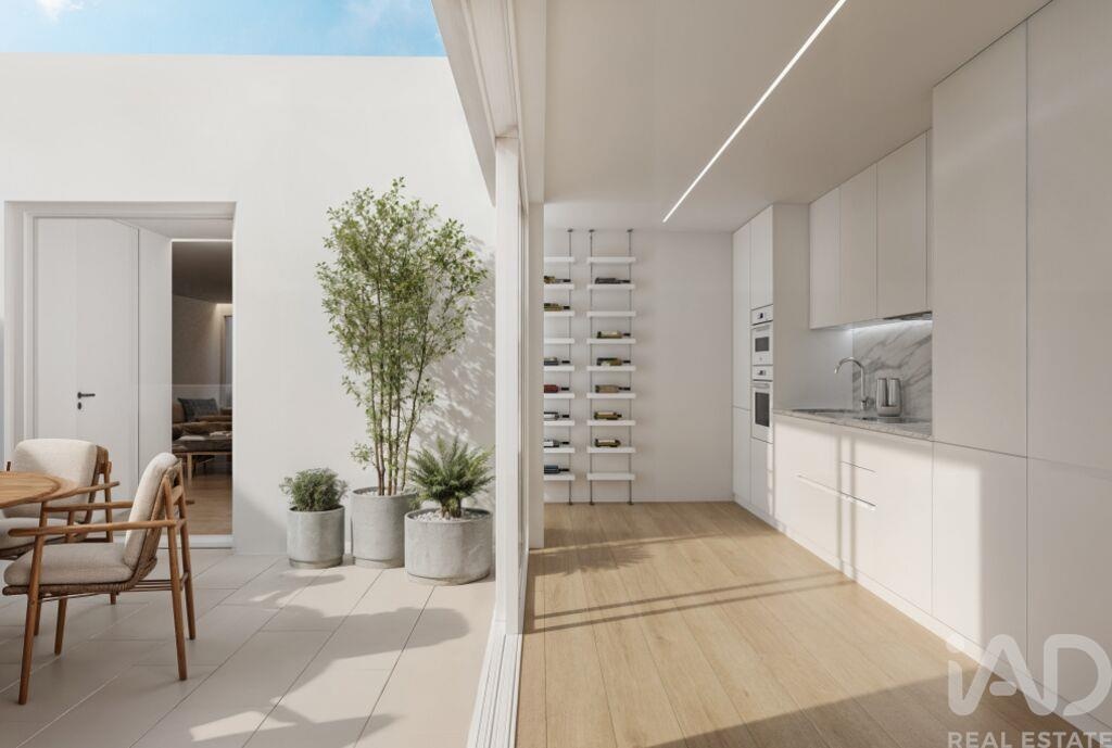 Apartment in Matosinhos - Image 4