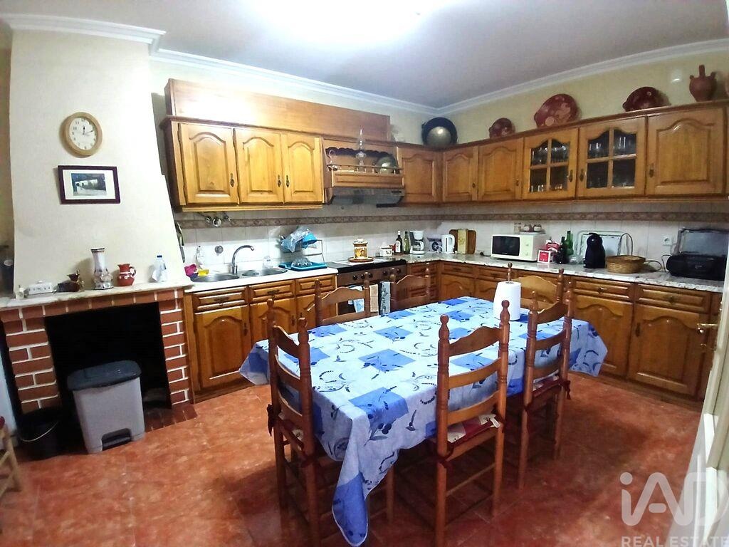 House in Benquerenca - Image 5