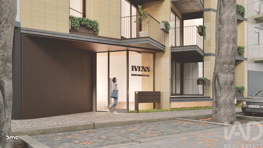 Apartment in Matosinhos - Image 3