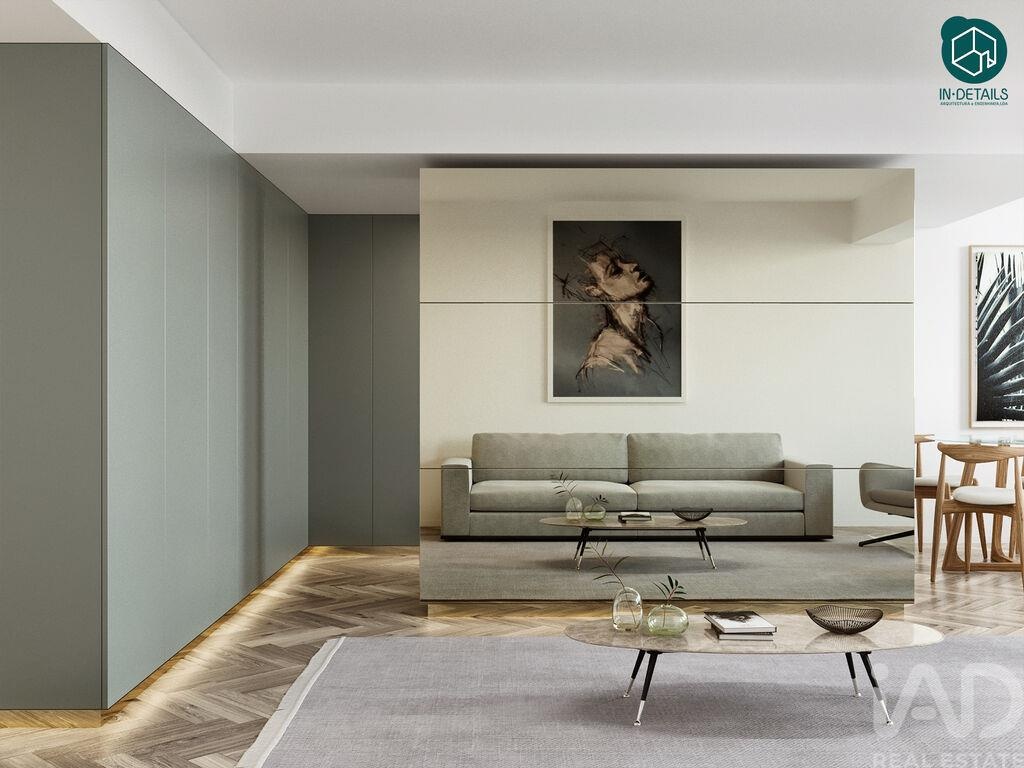 Apartment in Porto - Image 2