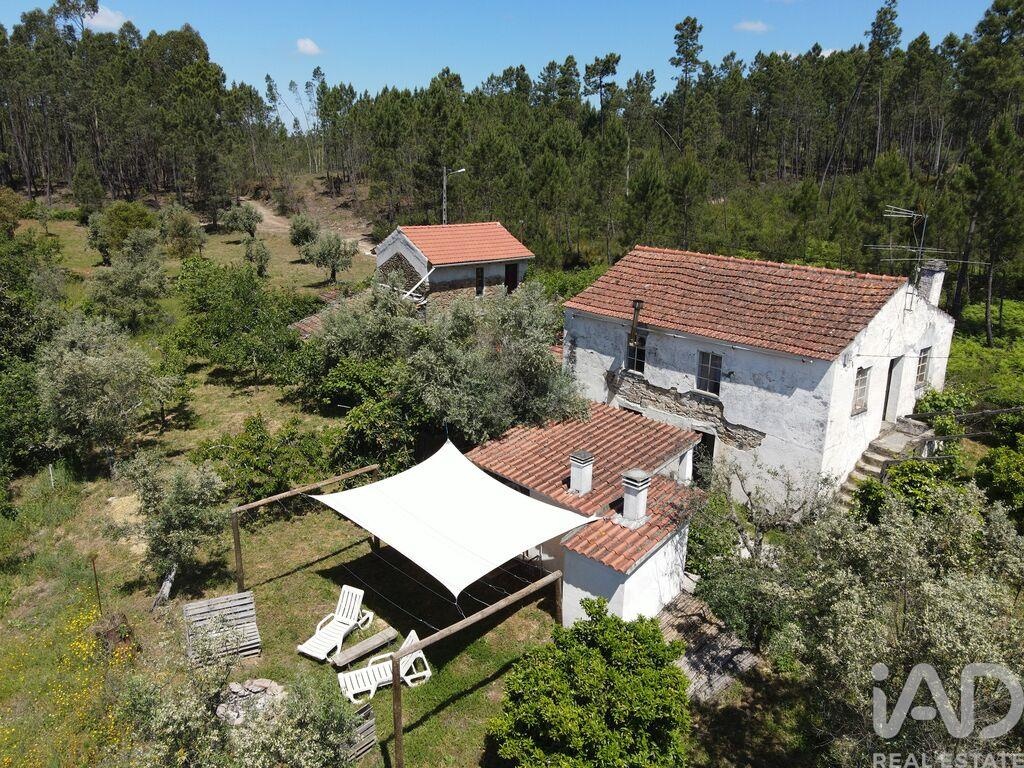 House in Cumeada - view 1