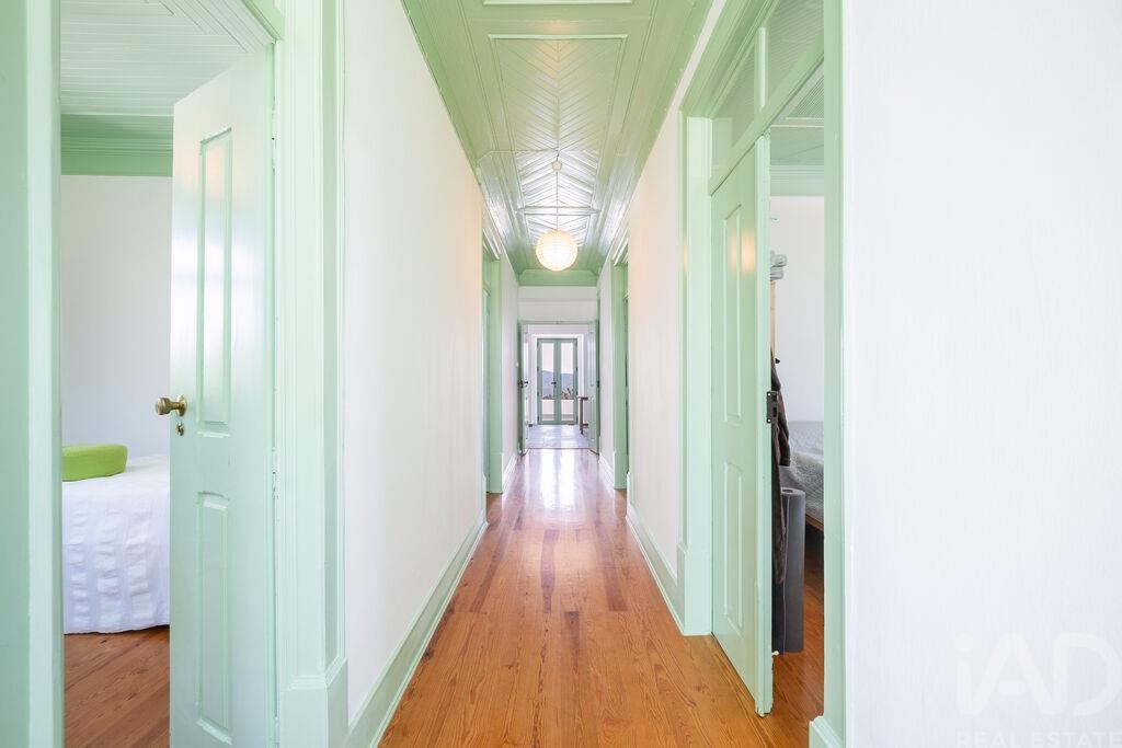 House in Cumeada - Image 5