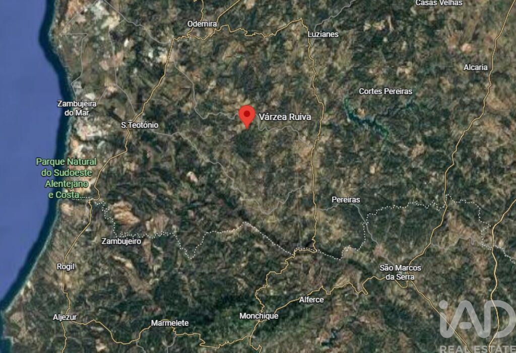 House in Saboia - view 1