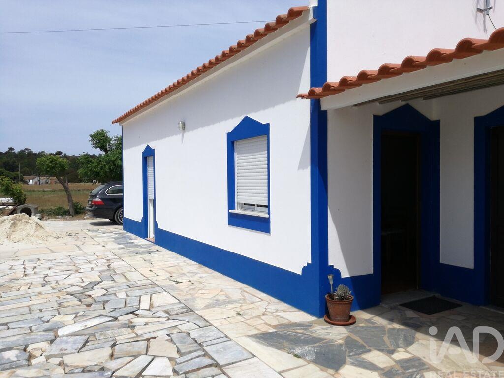 House in Longueira - Image 5