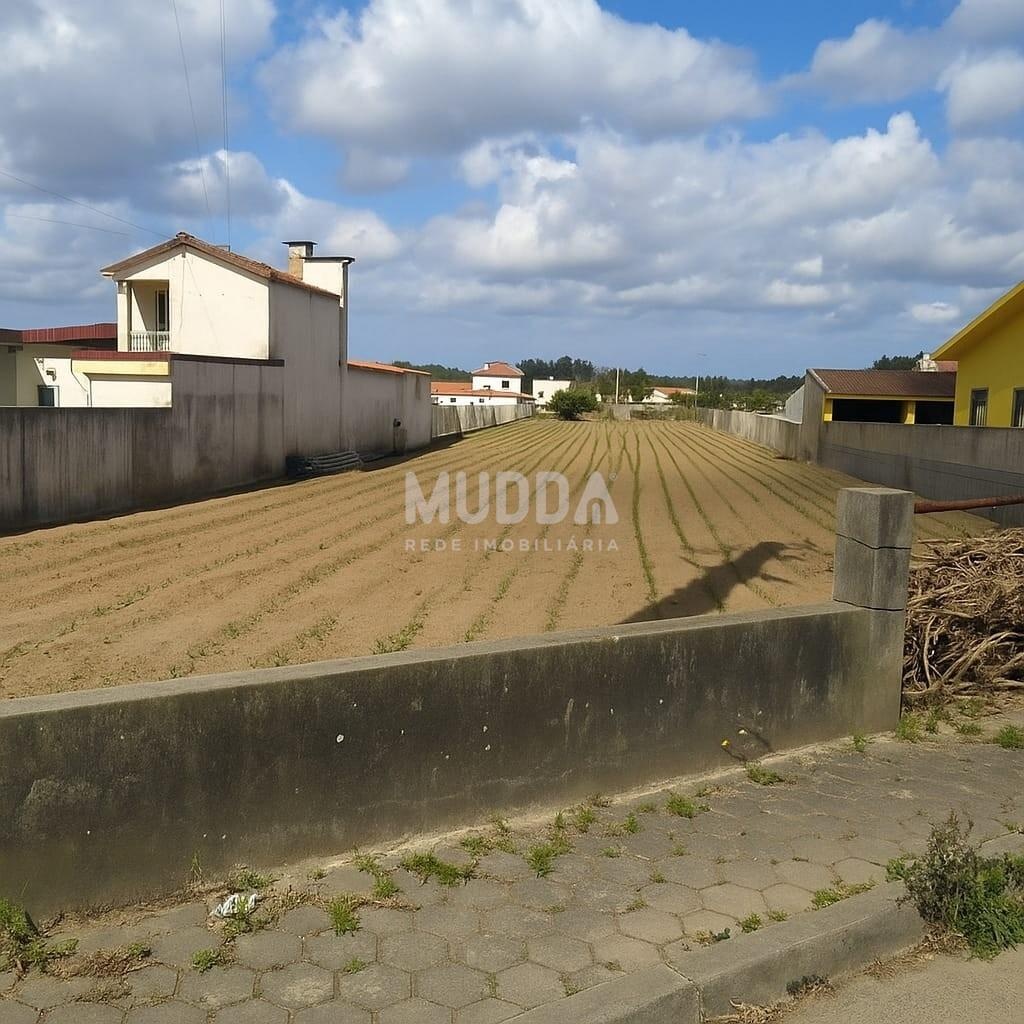 Terreno de 2070 m² com Viabilidade de Construção em Válega - Ovar