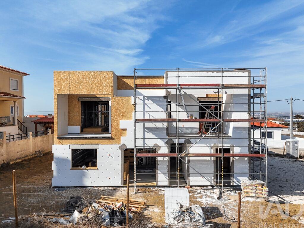 House in Santa Barbara - view 1