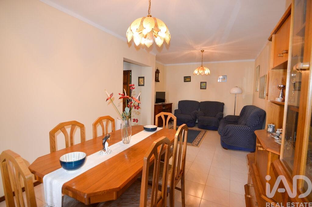Apartment in Quarteira - Image 5