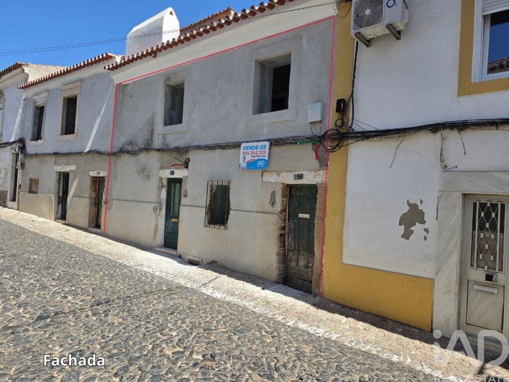 House in Estremoz (Santo Andre) - view 1