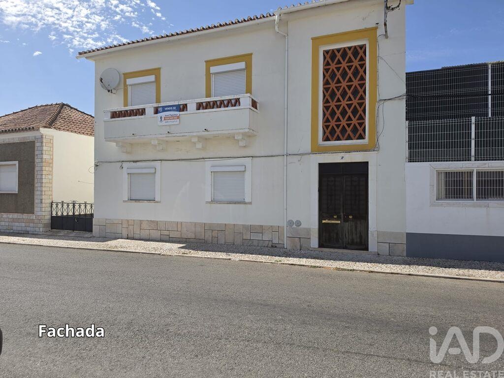 House in Estremoz (Santo Andre) - view 1