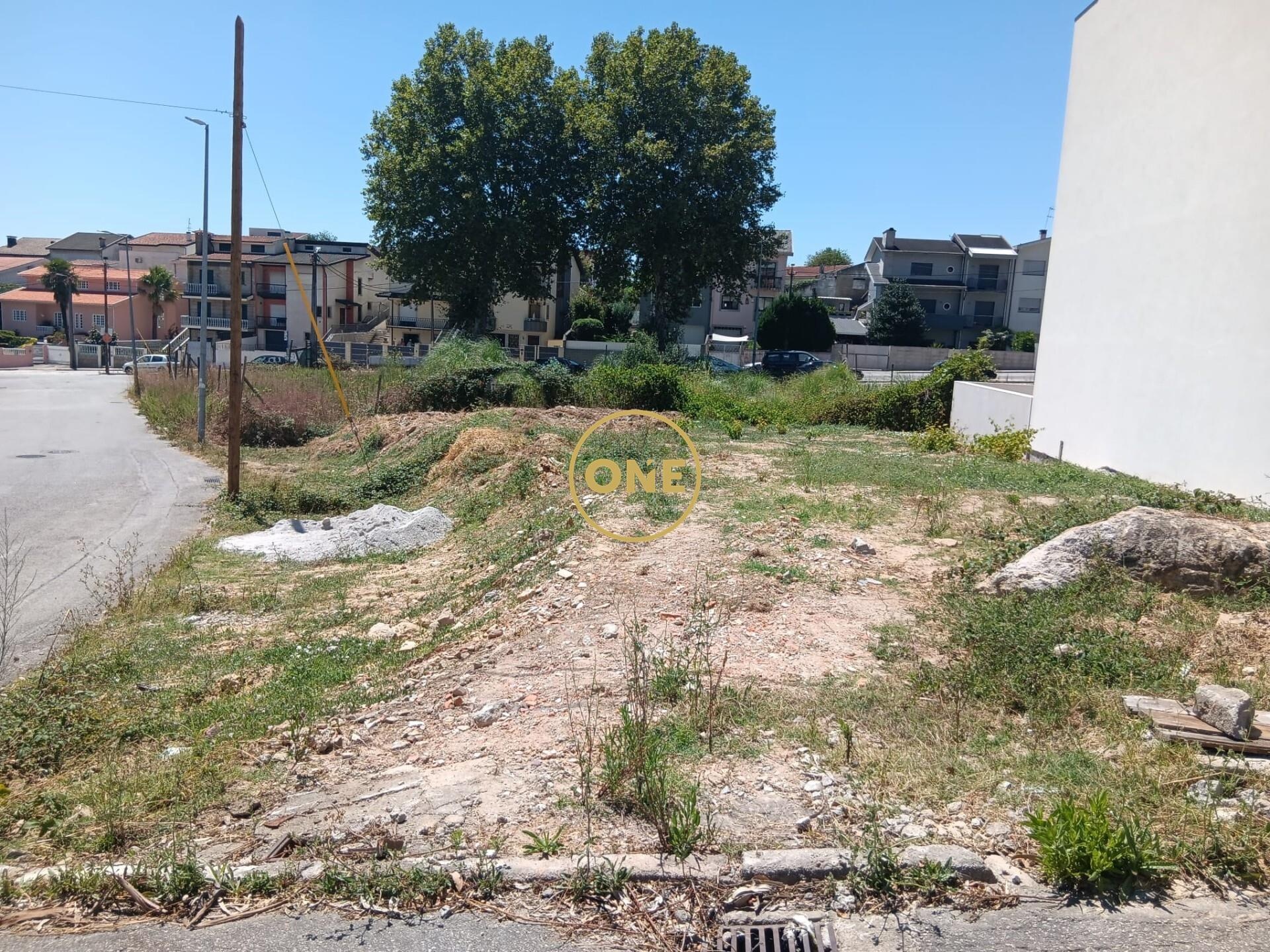Land for sale in Gondomar, Portugal — €88,000