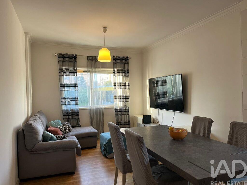 Apartment in Baguim do Monte - Image 3