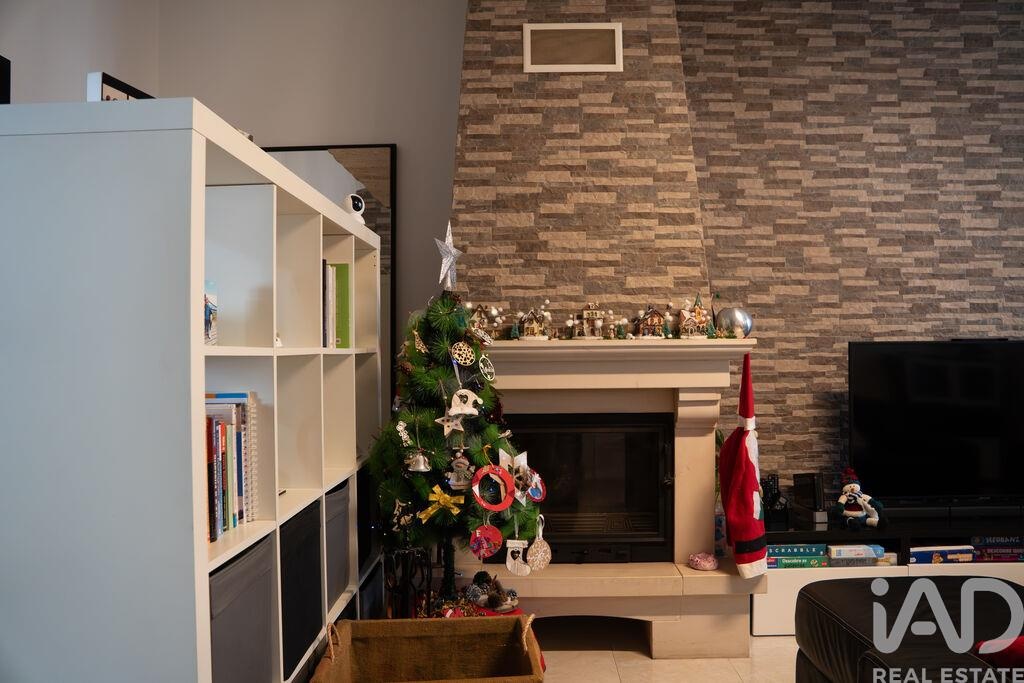 House in Samora Correia - Image 4